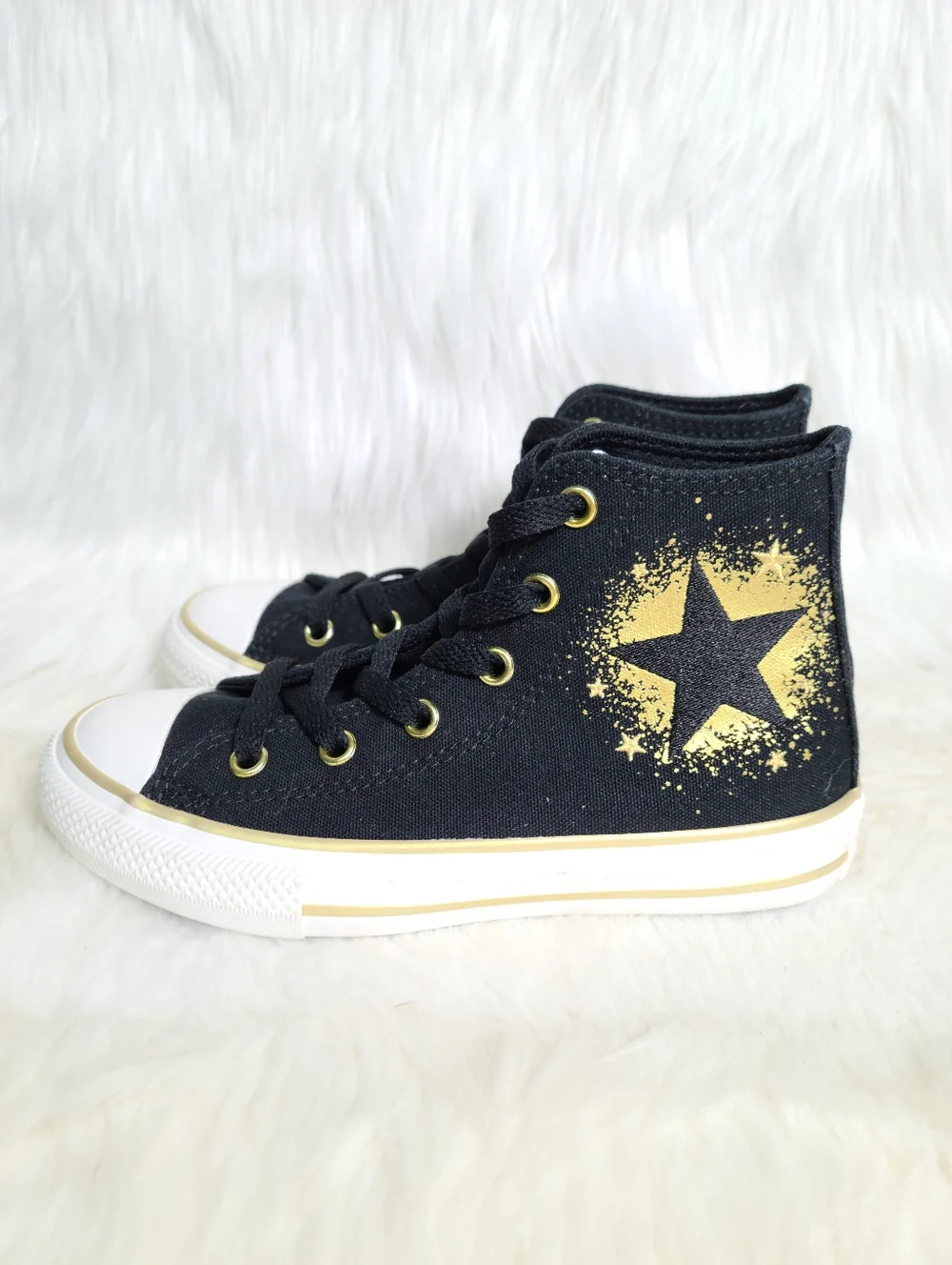 Converse Chuck Taylor All Star Black Gold Kids 13 NEW